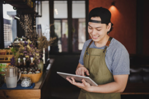 kitchen management 300x200 - Food and Beverage (F&B)